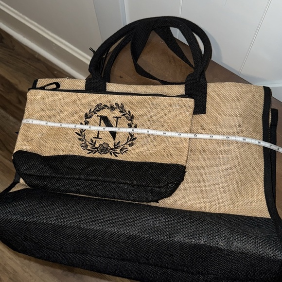 Reduced! Canvas monogram “N” tote bag & accessory bag pair - Picture 13 of 17
